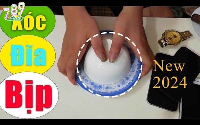 Mẹo nhận biết xóc đĩa bịp đọc vị thao tác
